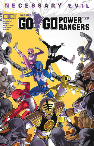 Go Go Power Rangers #29 Cover A Main Carlini